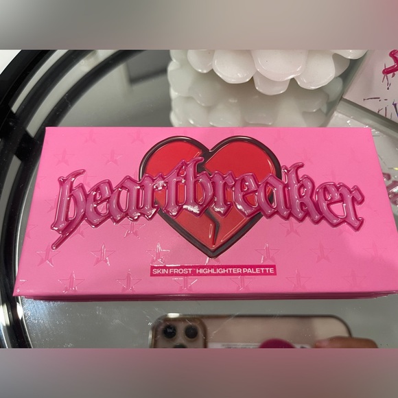 NIB Jeffree Star Heartbreaker Skin Frost Highlighter Palette 3x7g - Picture 4 of 6